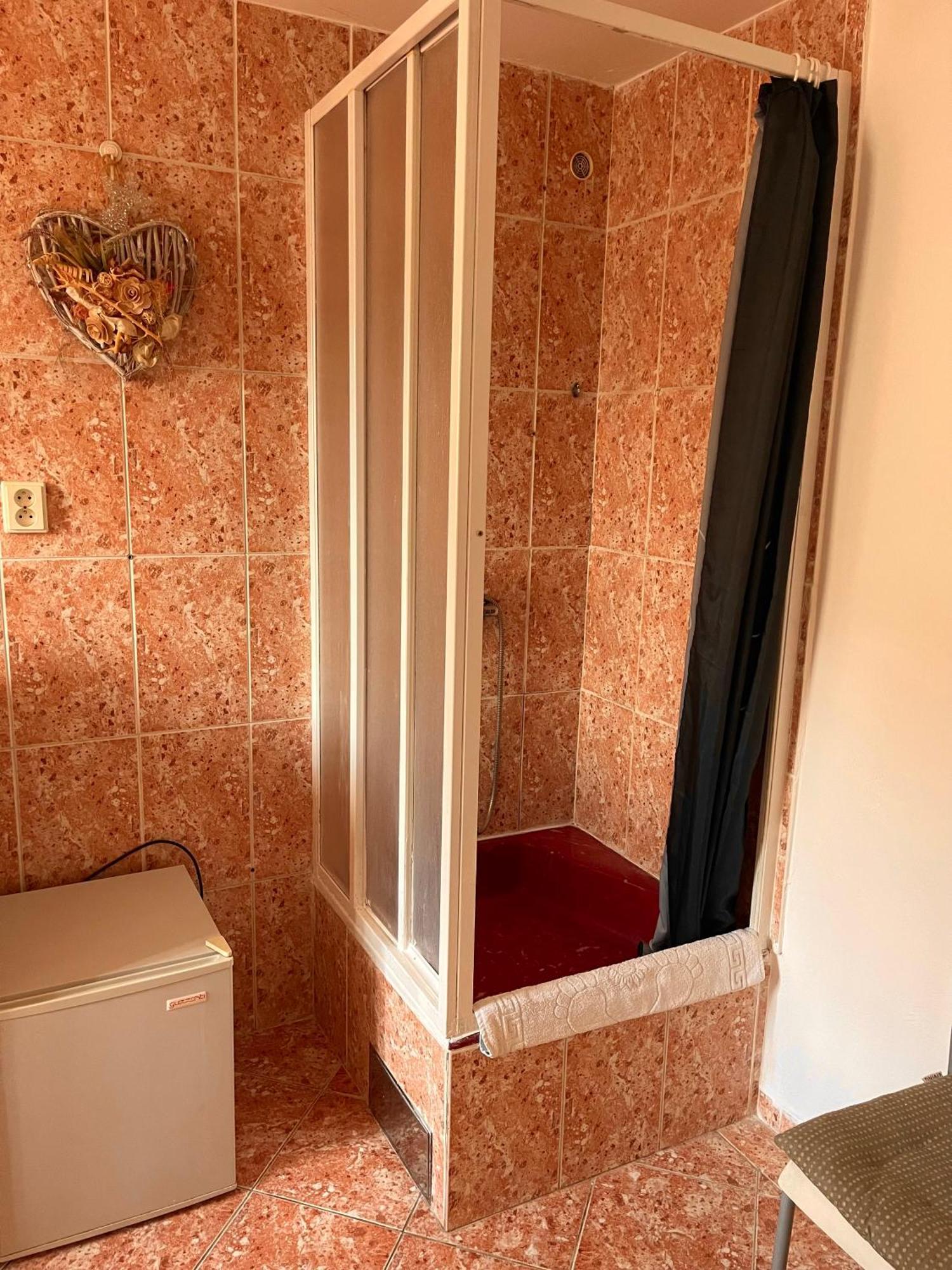 Penzion Trojna Lednice-Vhodne Na Svatby,Rodinne Akce,Teambuilding Luaran gambar
